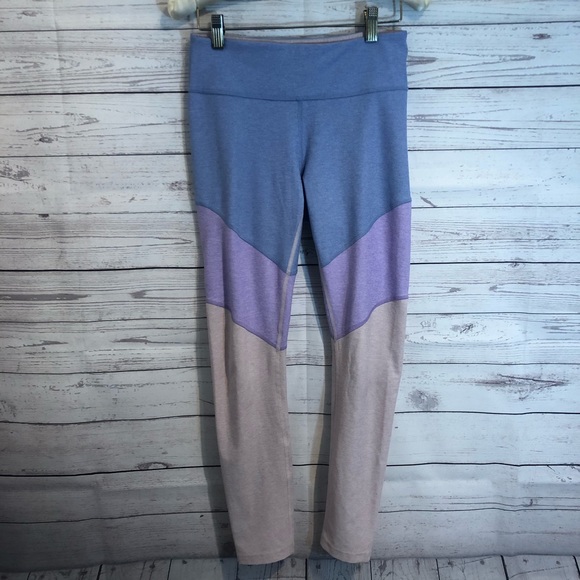 Outdoor Voices Spring 7/8 trio color leggings - Picture 2 of 6